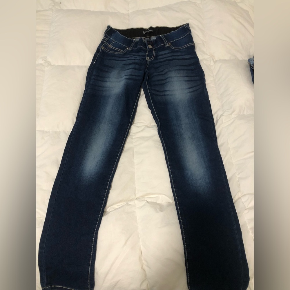 Ariya jeans. SIZE 3/4